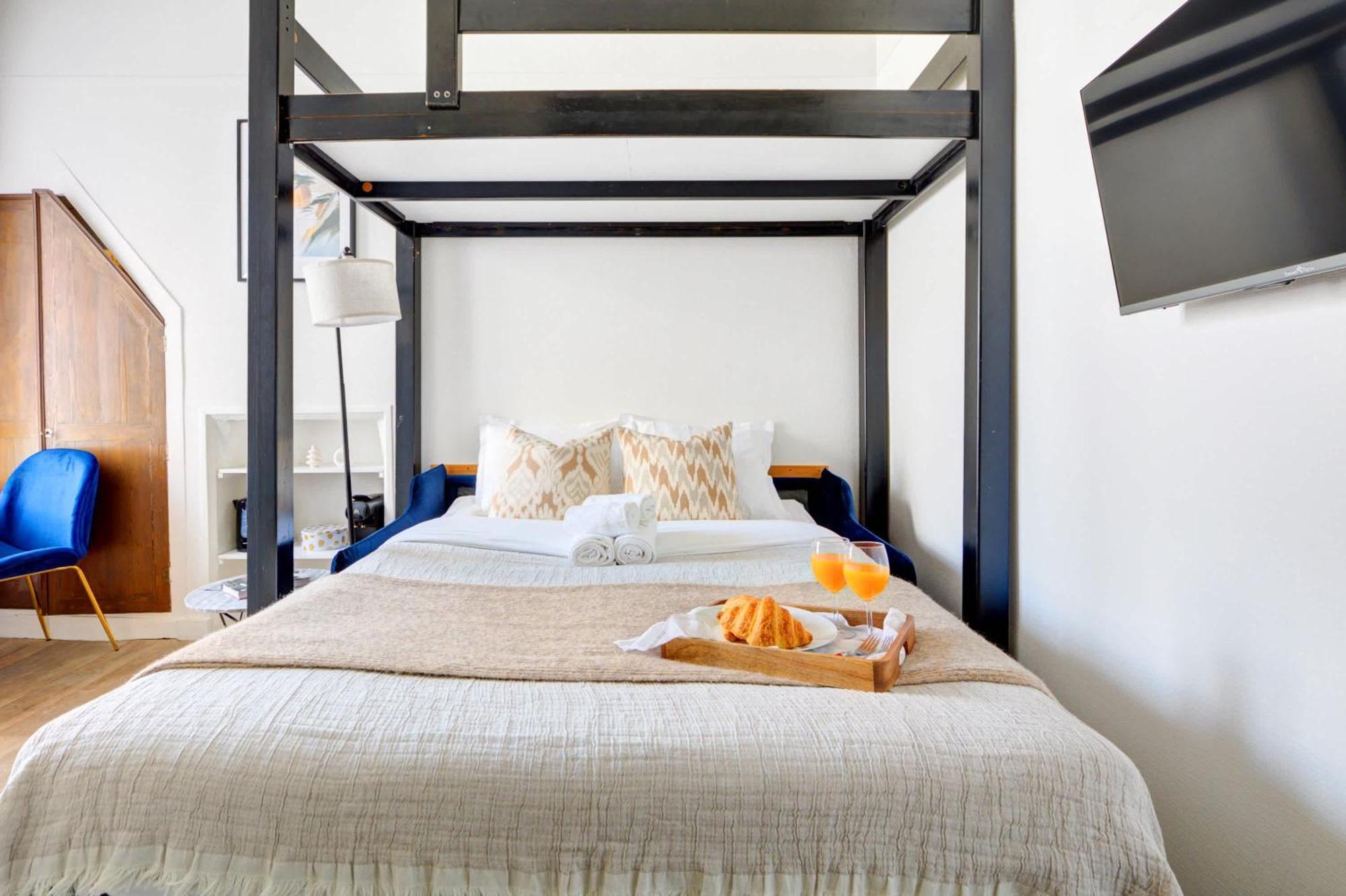 Cozy For 2 In The Heart Of Le Marais *